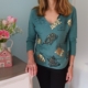 anschmiegsamer Pullover mit Goldprint
